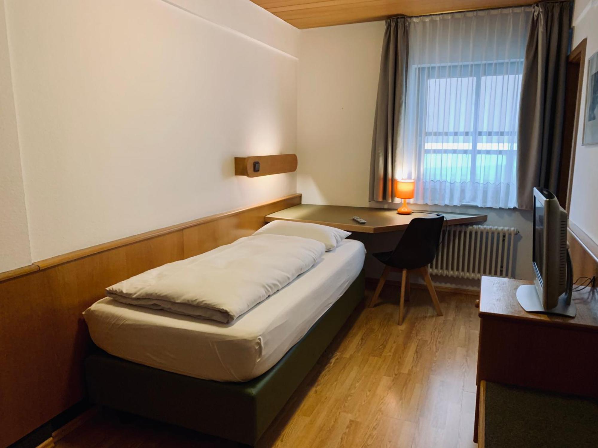 Hotel Waldhorn Stuttgart Oda fotoğraf